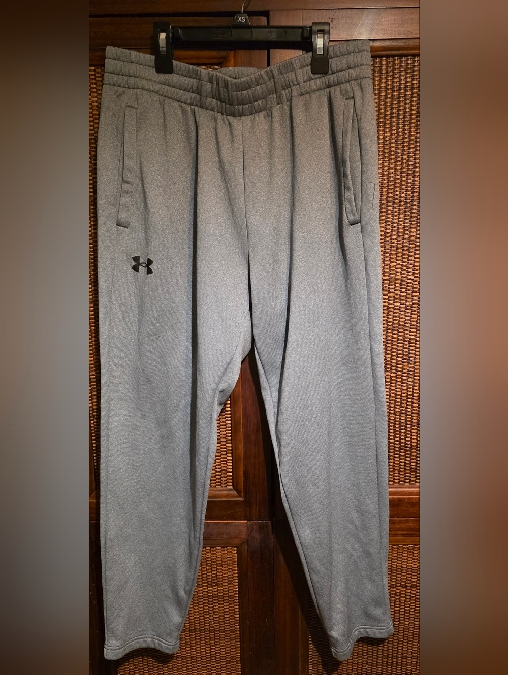 Under Armour Gray Men's Athletic Joggers XL EUC